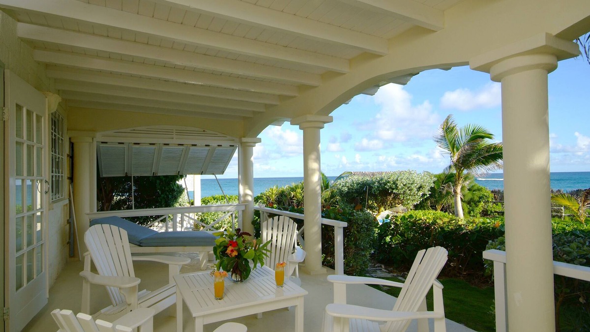 Silver Sands Apartment | Beachfront 2 bedrooms Apt. No. 3 right one the white sand beach of Silver Sands