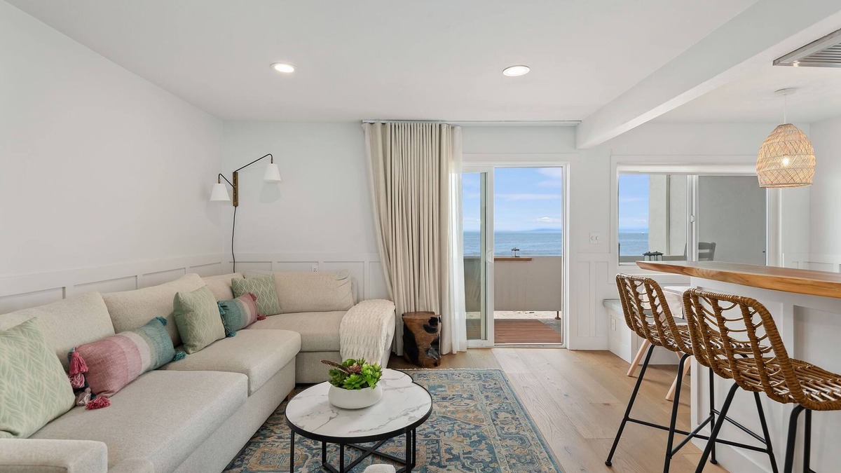 Carpinteria Condo | Beachfront 2BR Condo in Sunny Carpinteria