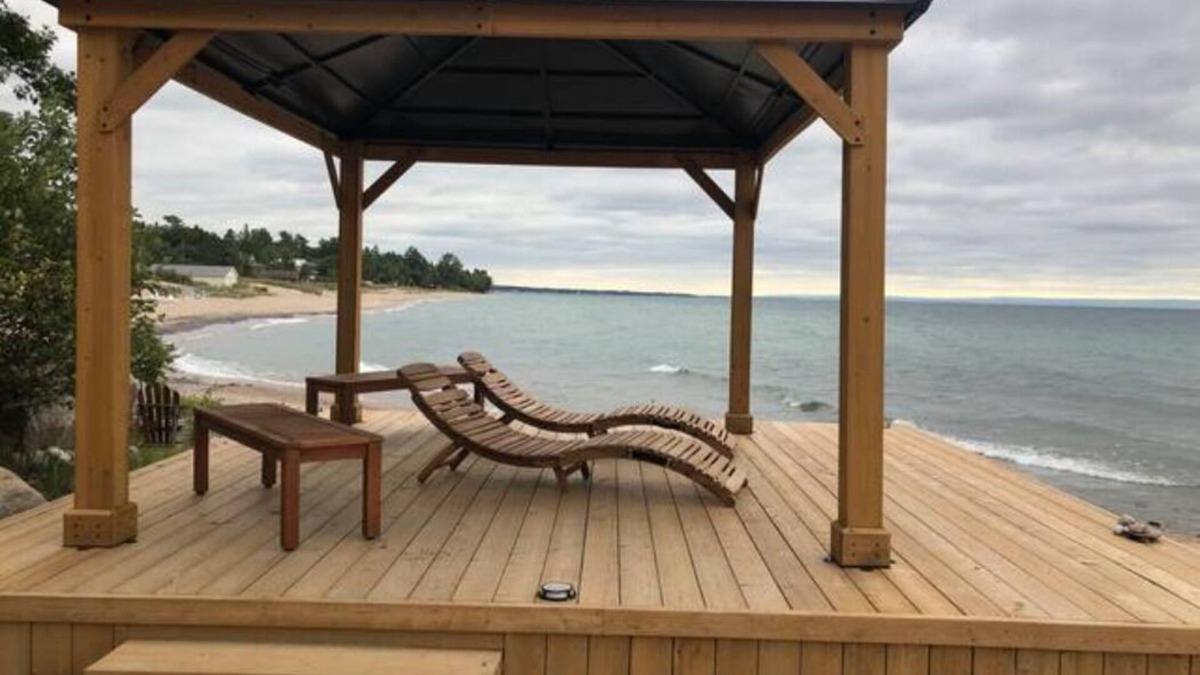 Balm Beach Cottage | Beachfront All Seasons Property