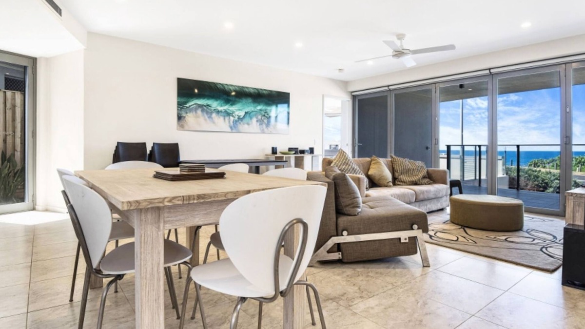 Bogangar Apartment | Beachfront Apartment 1 Cabarita Beach - Stylish Beachfront Apartment Overlooking Cabarita Beach