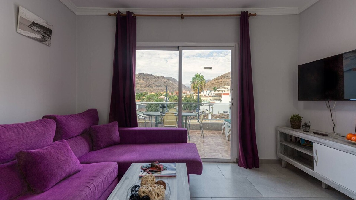 Playa de Mogan Apartment | Beachfront Apartment in Playa de Mogán