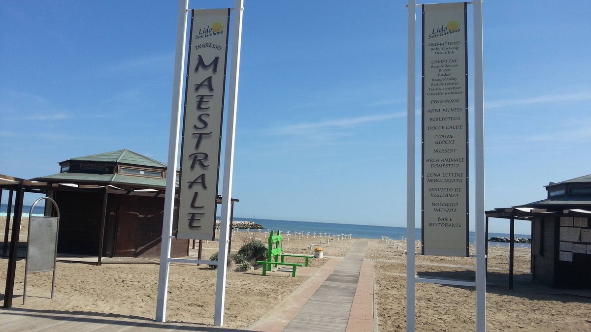 Rivabella Apartment | Beachfront Apartment with big Balcony with "Seaview" for 7 persons in Rimini