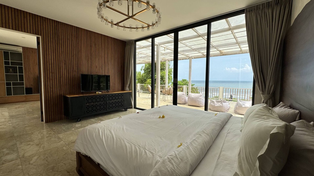 Ketewel Villa | Beachfront Arjuna villa 2 bedrooms