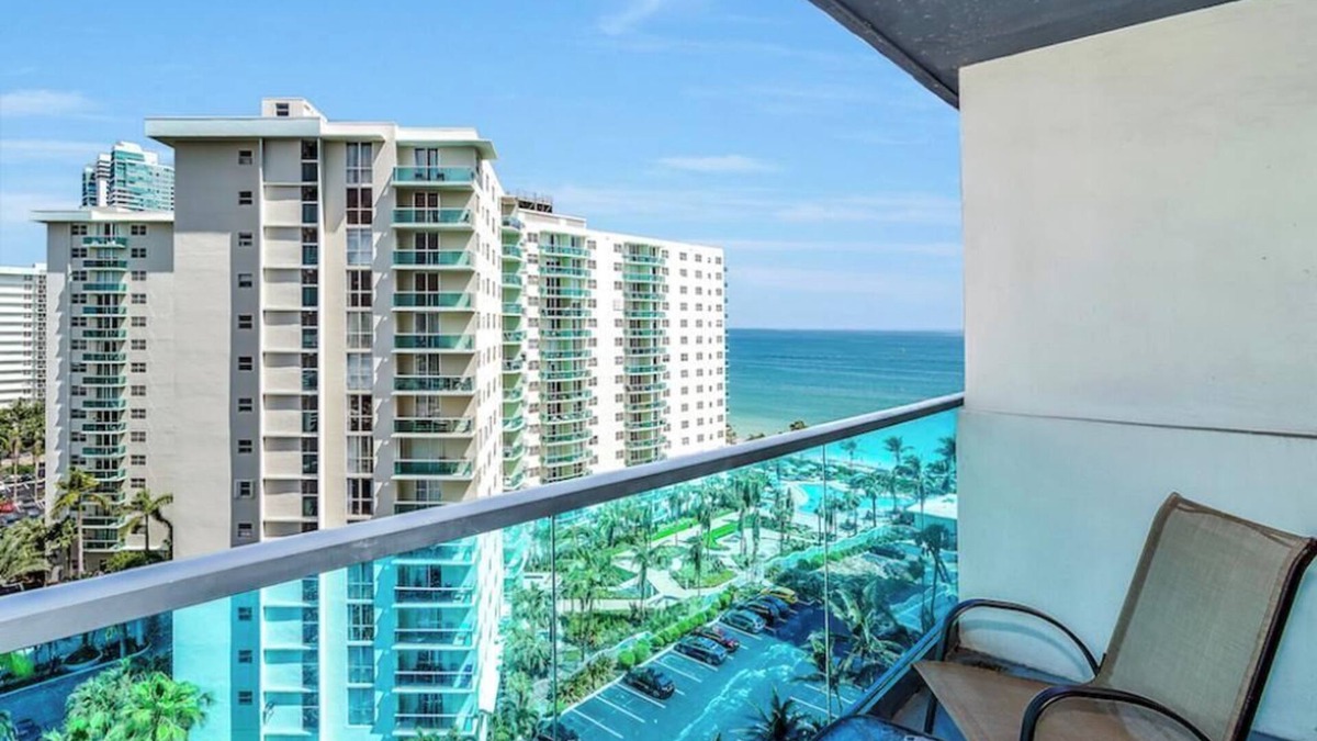 Hollywood South Central Beach Apartment | BEACHFRONT BLISS IN HALLANDALE BEACH - 11E