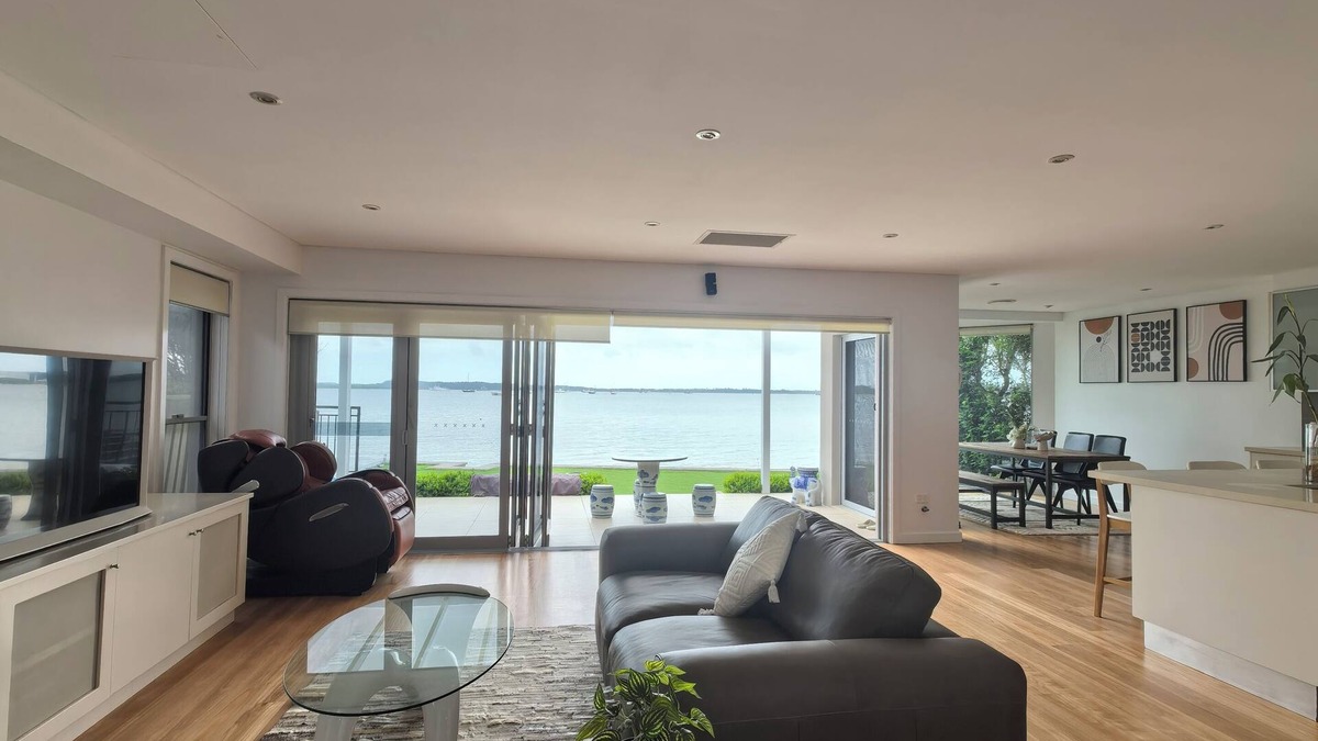Taren Point House | Beachfront Bliss: 4BR Villa Direct Beach Access