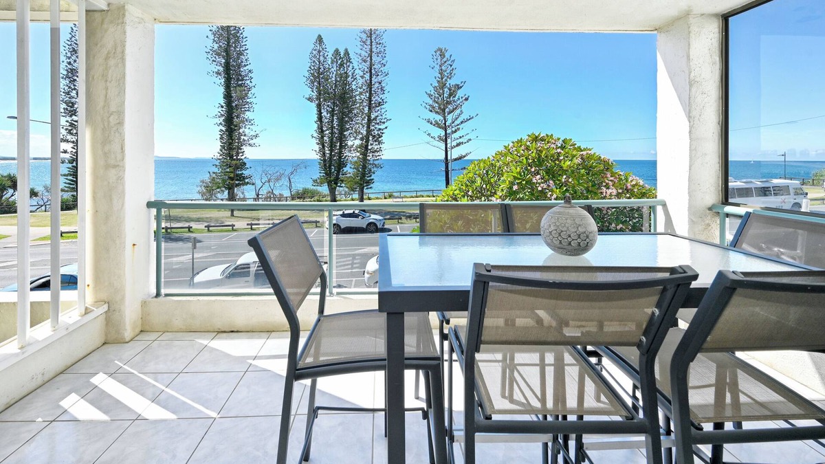Alexandra Headland Apartment | Beachfront Choices Choices Choices
