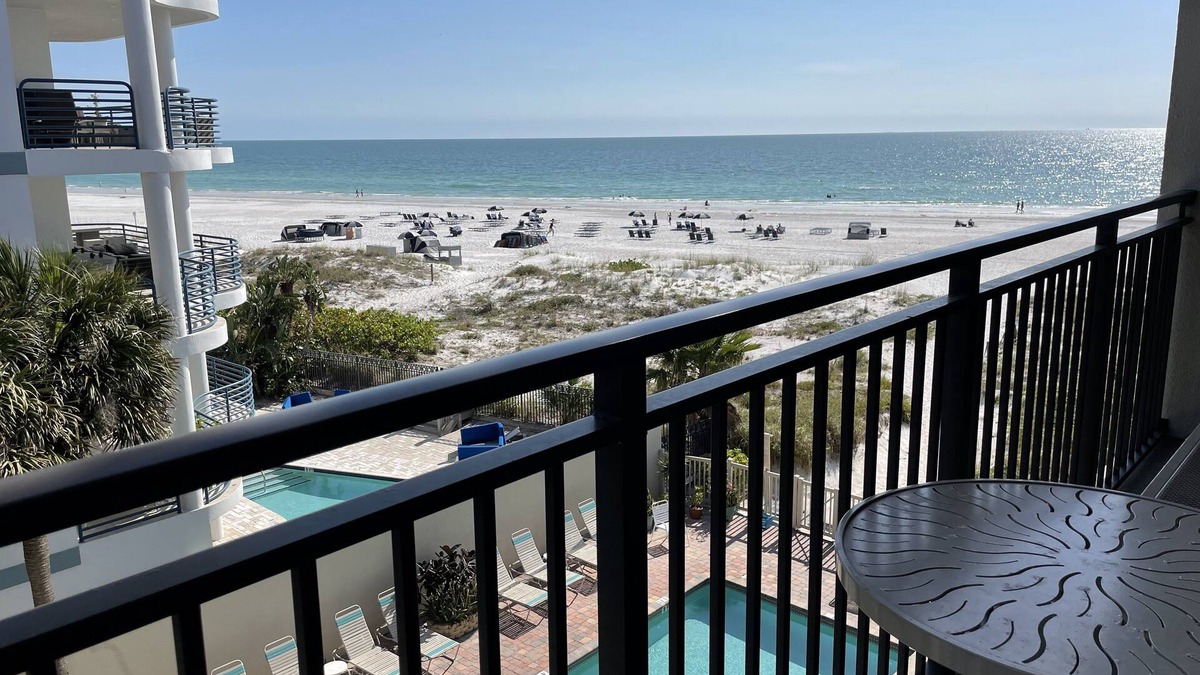 Belle Vista Condo | Beachfront condo on the Gulf of Mexico