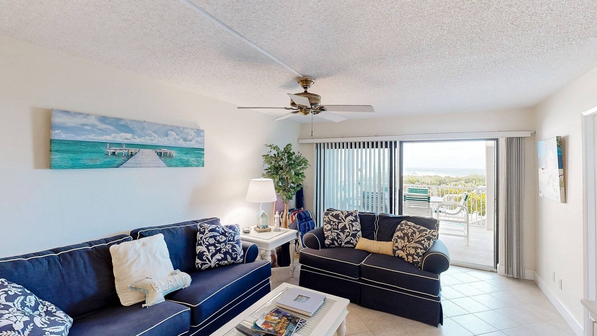 Stuart Condo | Beachfront condo with ocean views, pool, sundeck, & private balcony