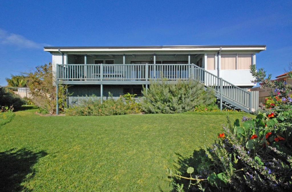 Jurien Bay House | Beachfront Cottage on the Park