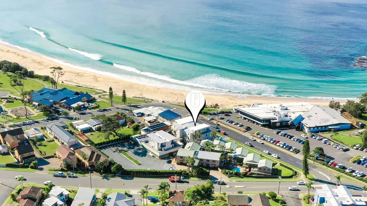 Mollymook Apartment | Beachfront Five - Stunning apartment a few steps from the beach