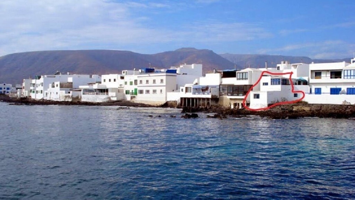 Arrieta House | Beachfront house