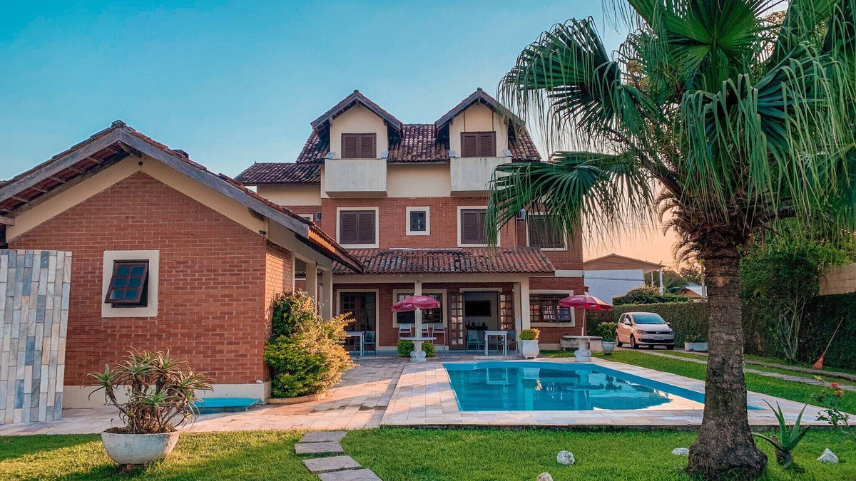 Indaia House | Beachfront House with Pool for up to 20 people