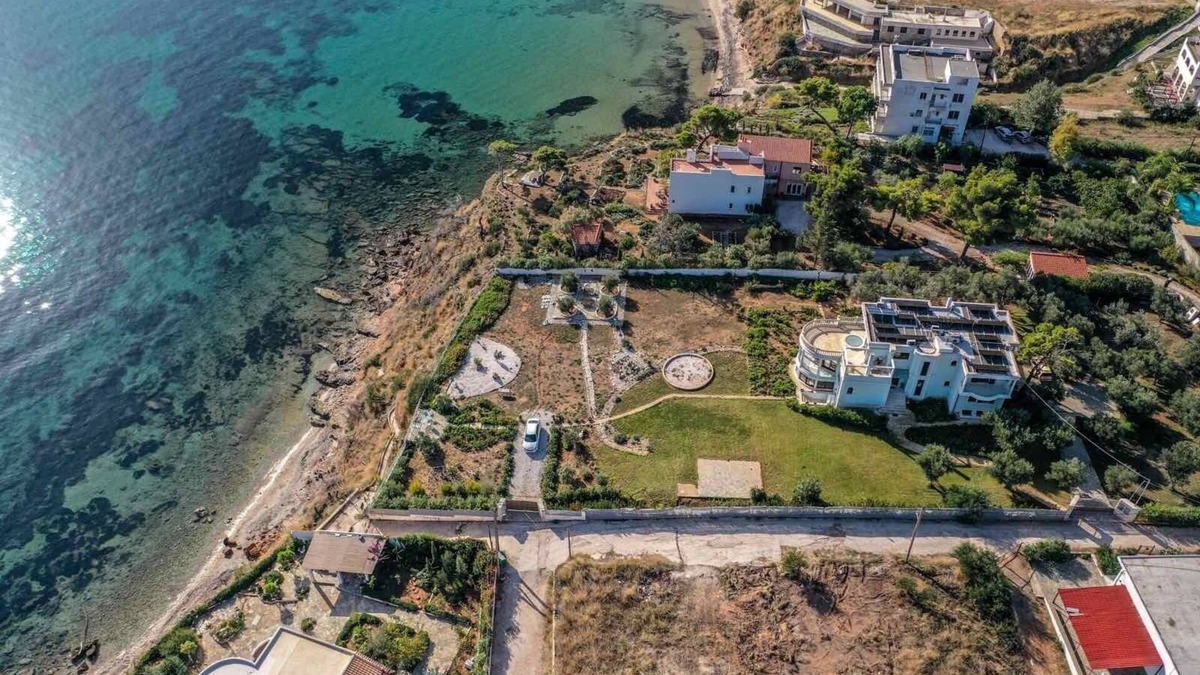 Rafina Apartment | Beachfront Luxury Apartment Attica