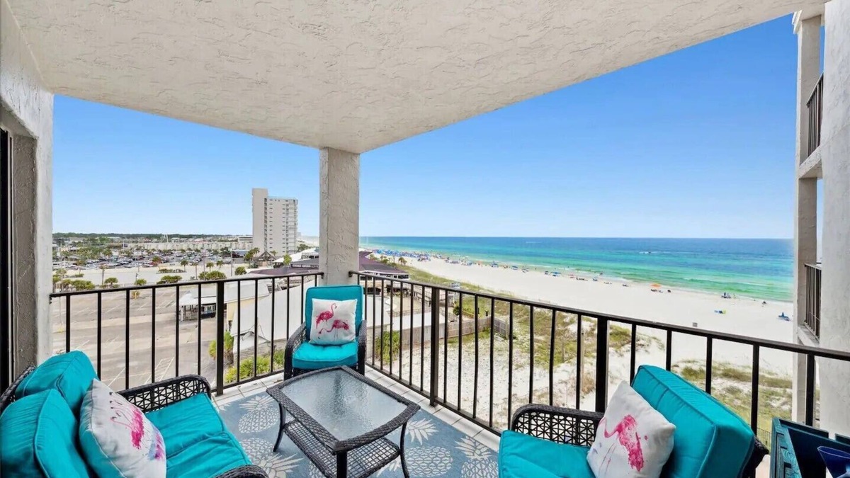 Panama City Beach Hotel | Beachfront Oasis- Peak Location