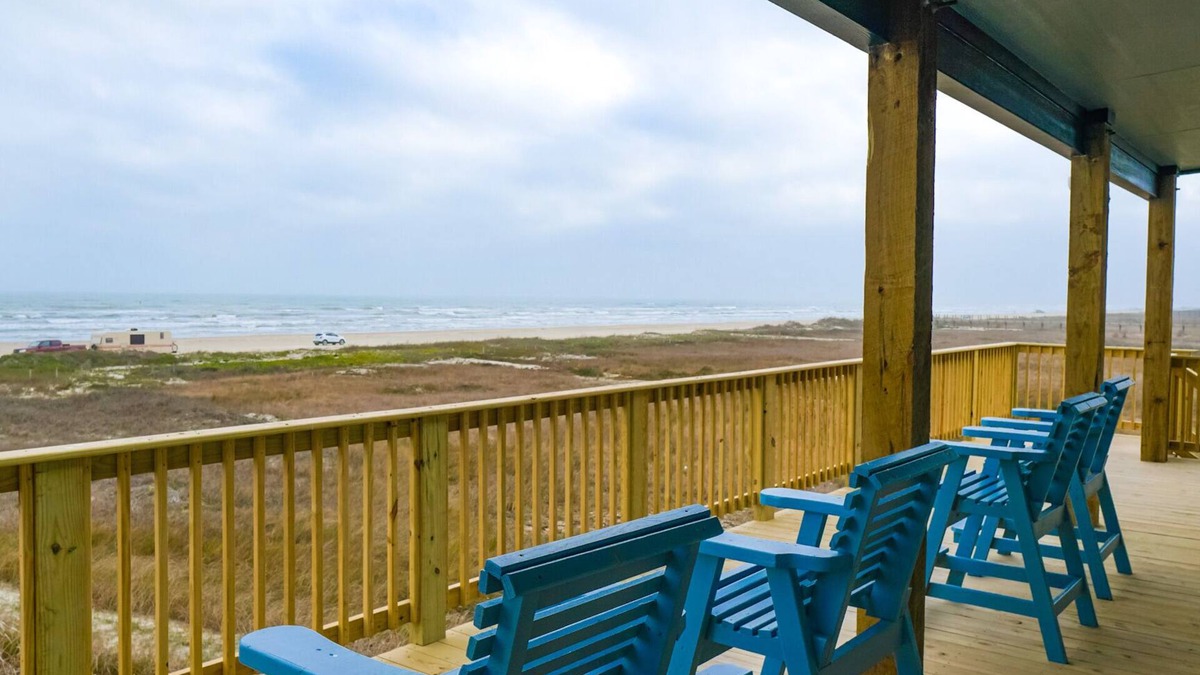 Freeport House | BEACHFRONT on 1 acre lot with incredible beach and bay views.