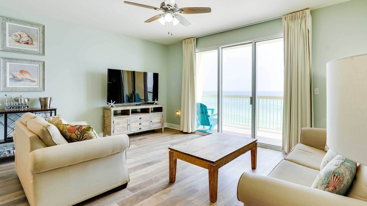 Miramar Beach Condo | Beachfront PCB Condo w/Ocean View & Pool Access!