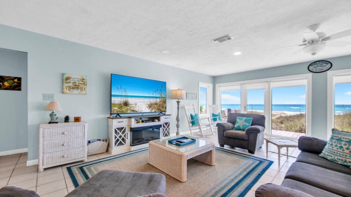 West Panama City Beach House | 🏖️BeachFront-Pet Friendly-Belle's Beach House🏖️