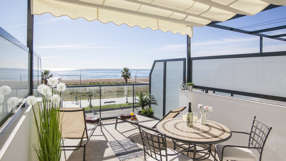 Castelldefels Apartment | Beachfront Penthouse ZD2Q7