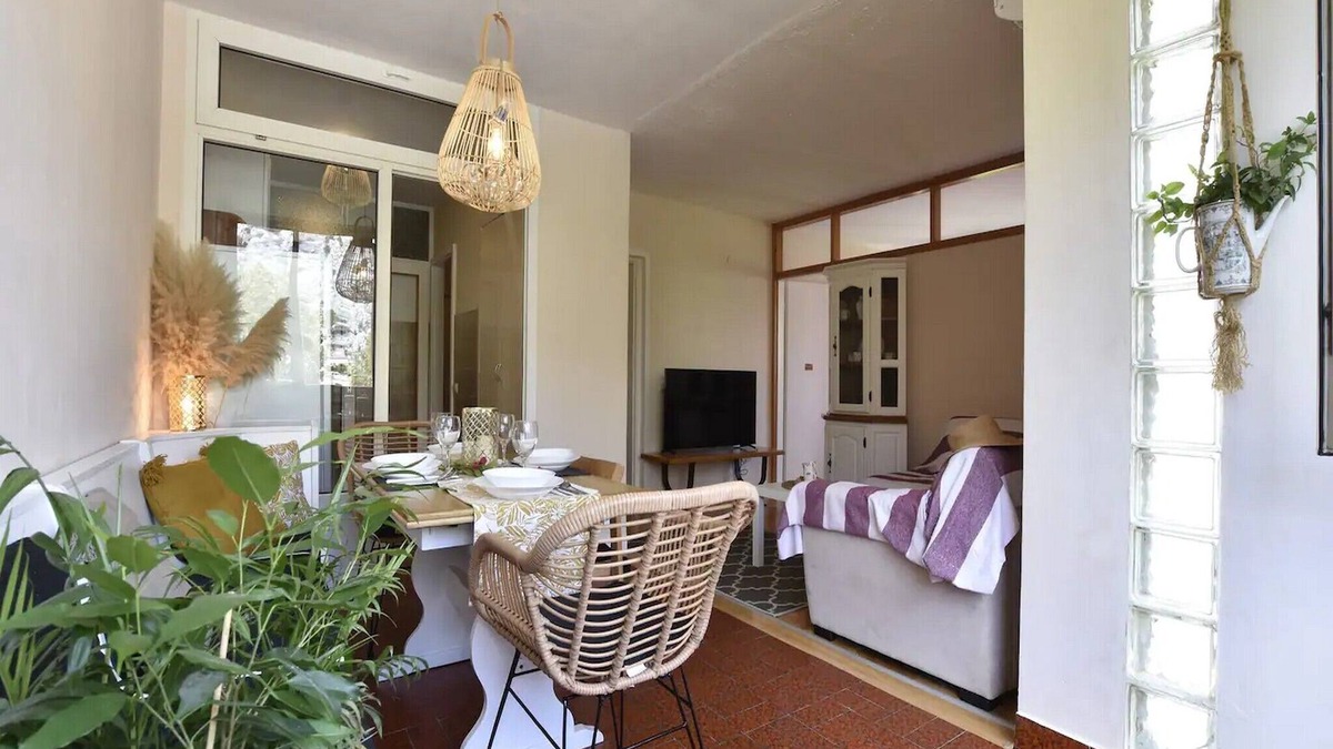 Omis Apartment | Beachfront penthouse Boho - Two Bedroom Apartment