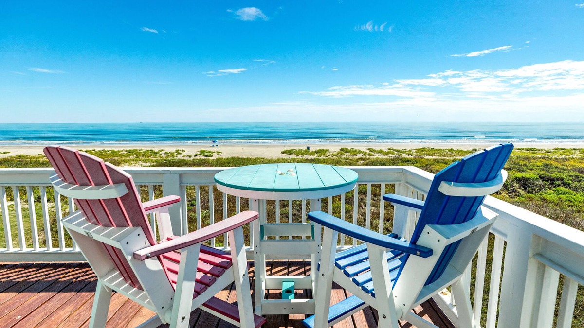 Terramar Beach House | Beachfront Pet Friendly Home w/HOT TUB, Fenced Yard - Steps from Gulf & Beach