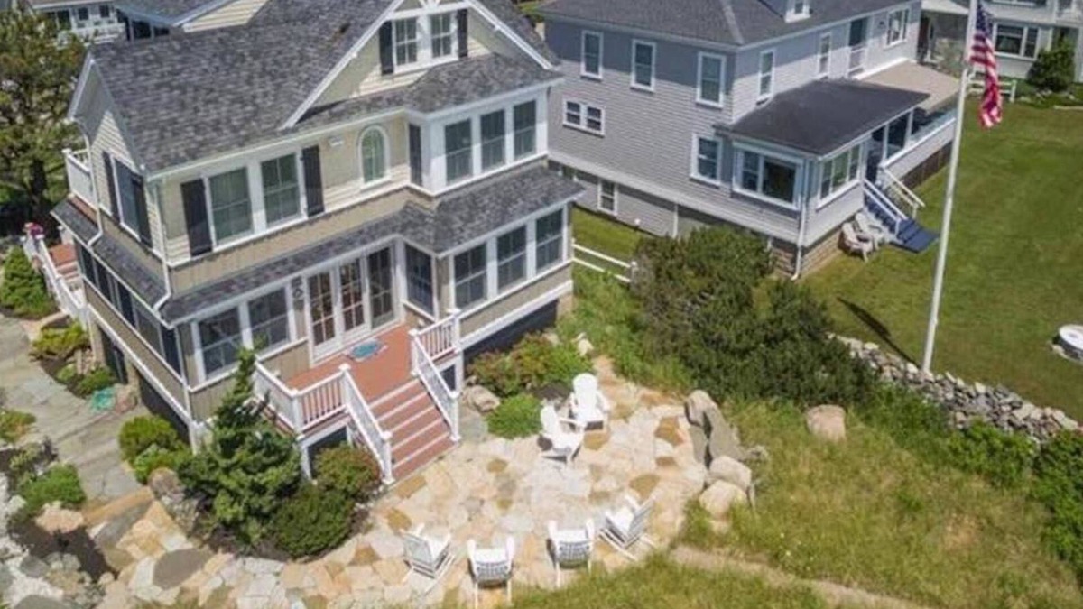 Ogunquit - Wells House | Beachfront Property on Private Moody Beach