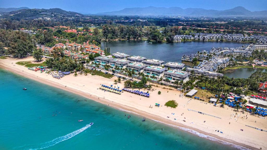 Choeng Thale Apartment | Beachfront Residences - Stunning Sea and Lake View