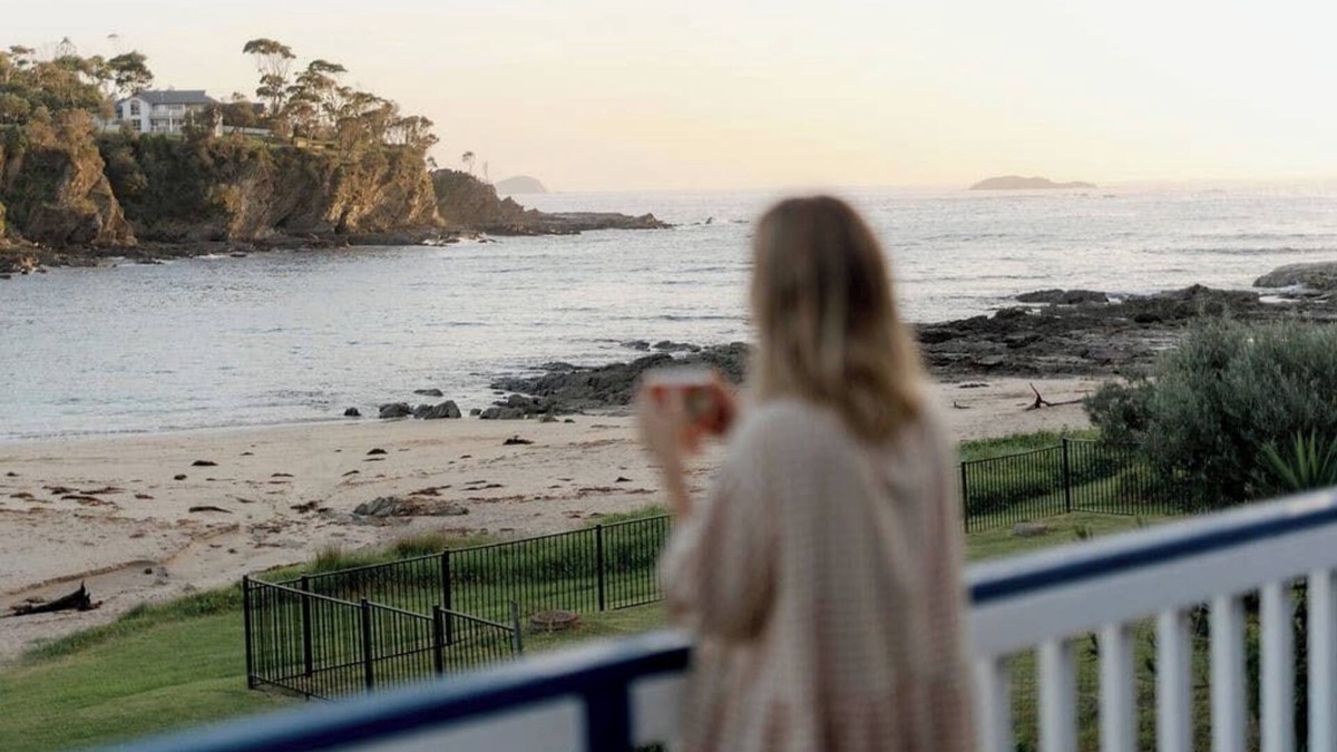 Malua Bay House | Beachfront Shack · Malua Bay - Beachfront - Pet Friendly - EV Charger