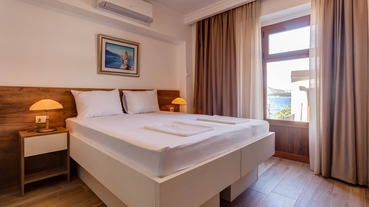 Przno Apartment | Beachfront Studio with Kitchen & Private Bathroom