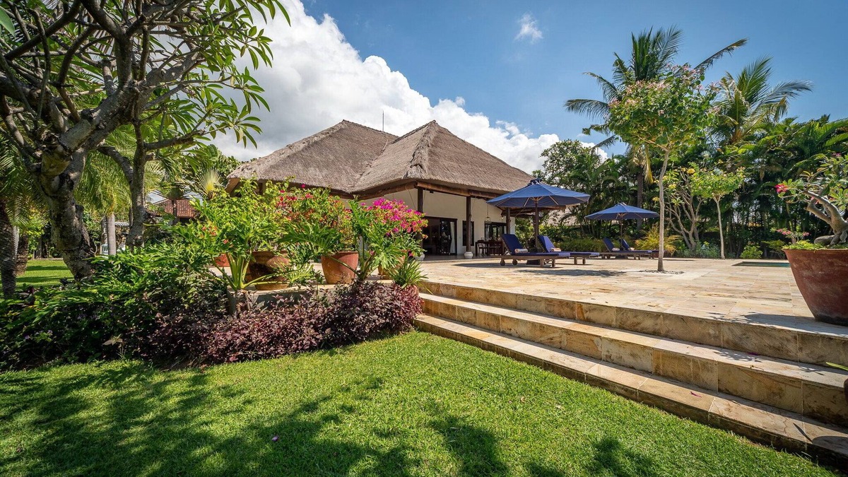 Tigawasa Villa | Beachfront Villa - Makes you Feel at Home on Bali!