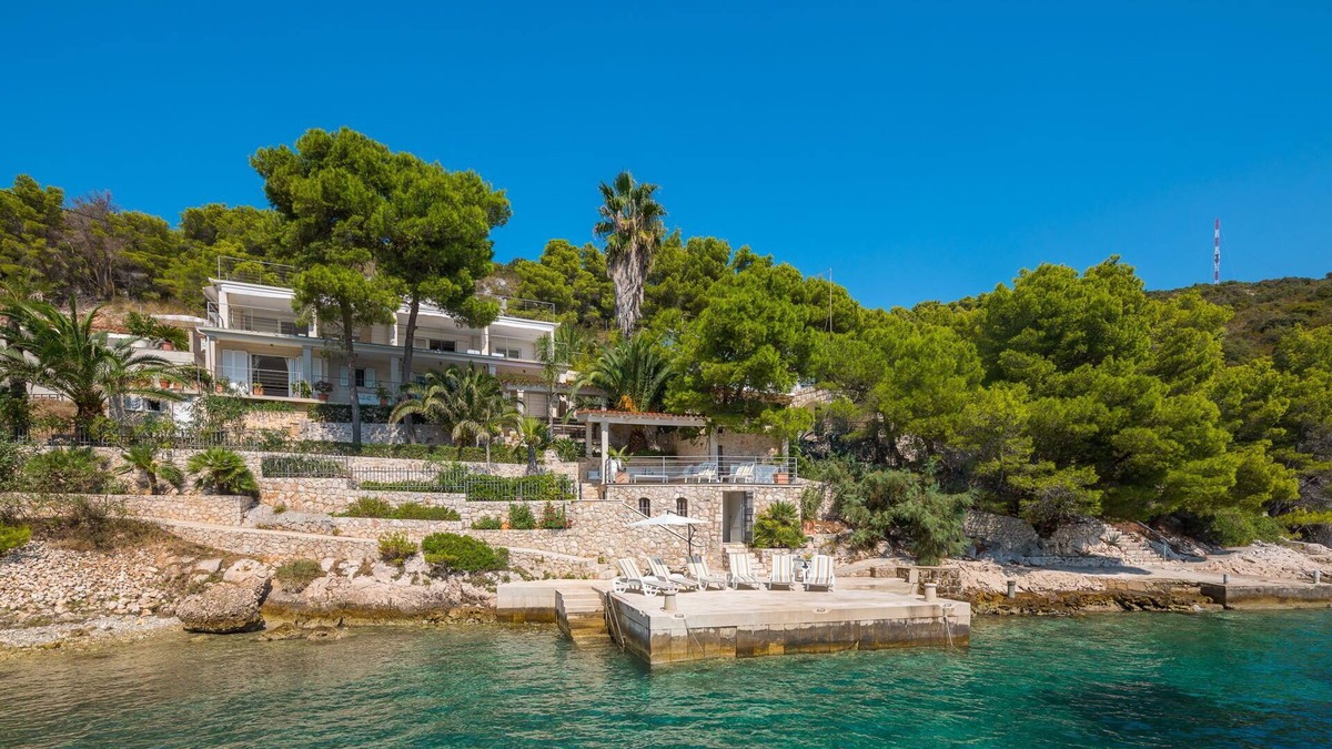 Hvar Villa | Beachfront Villa Pure Life with Pool