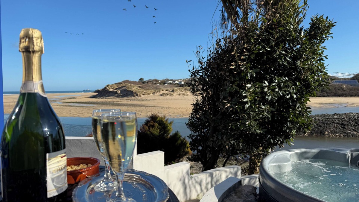 Lelant House | Beachpad's Beach House on *Best Beach 2024 The Times with +Hot Tub Parking Wifi