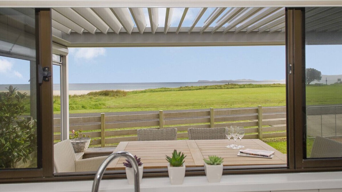 Rings Beach Cottage | Beachside Beauty - Kuaotunu Holiday Home