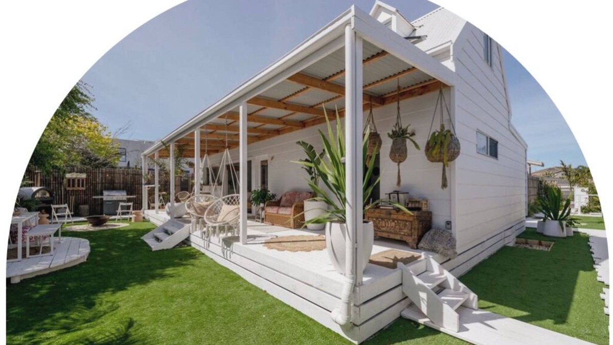 Torquay Cabin | Beachside Cabin - 200m walk to beach!