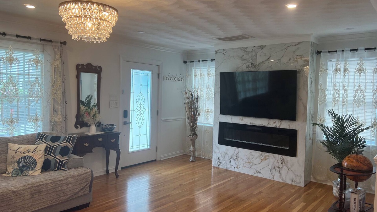 Bayview House | Beachside Escape 2-Bedroom Gem in Norfolk, Steps from the Sand, with AC and Wifi