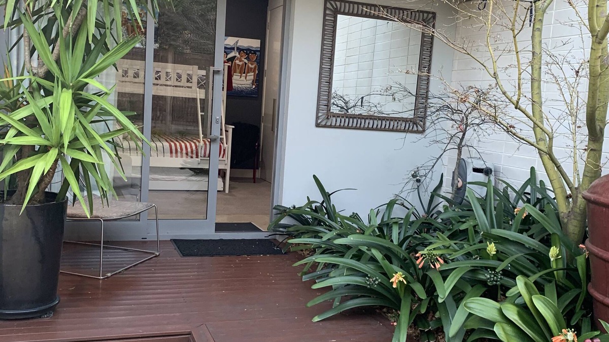 McCrae Apartment | Beachside holiday at its absolute best!