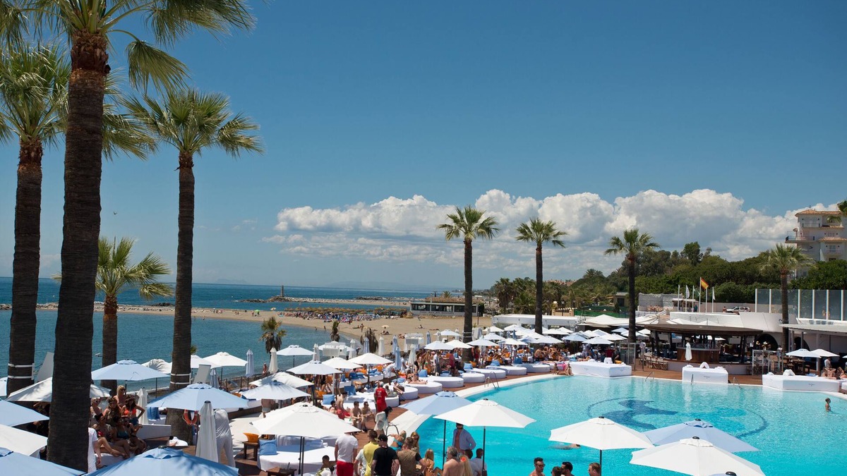 Puerto Banus Apartment | Beachside Puerto Banus Stunning Apartment 212