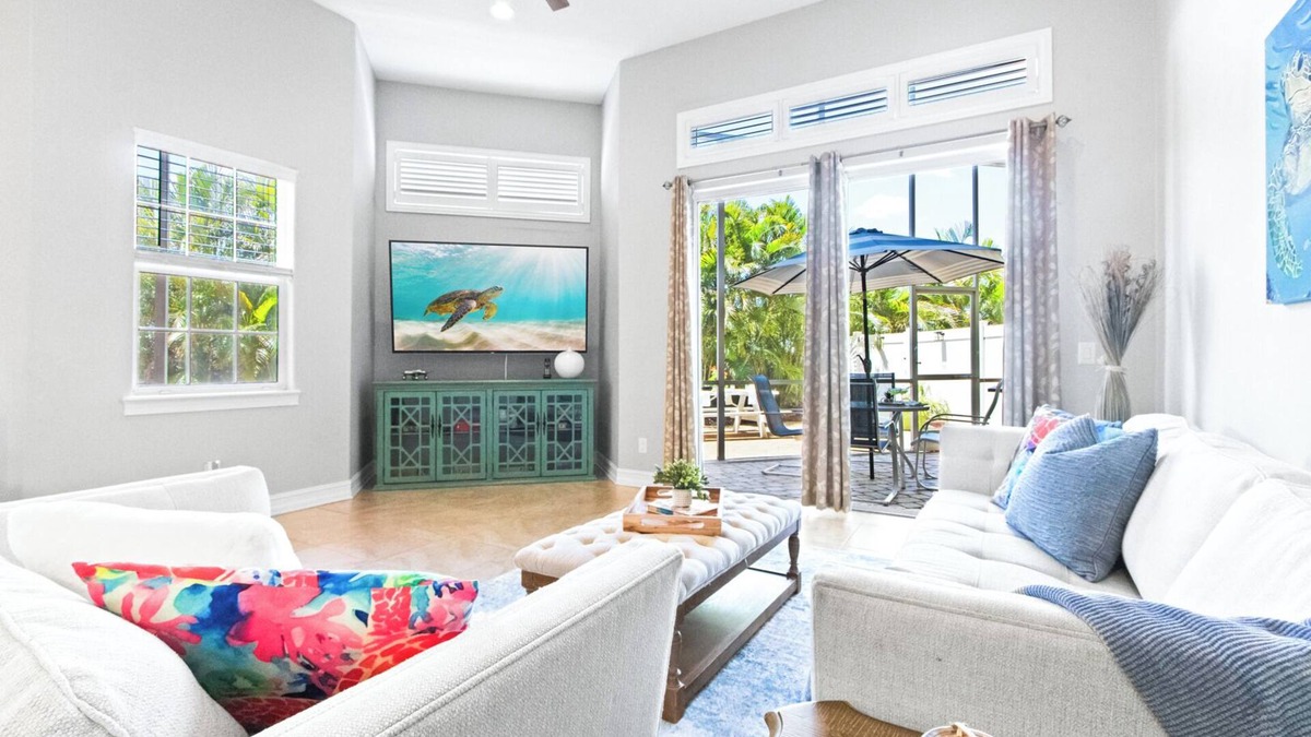 Indian Harbour Beach House | Beachside Townhome Escape – Jacuzzi, Game Room, & Private Backyard!🏖️