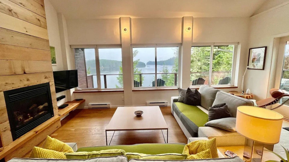 Ucluelet Cabin | Beachwood-Home near Pacific Rim National Park