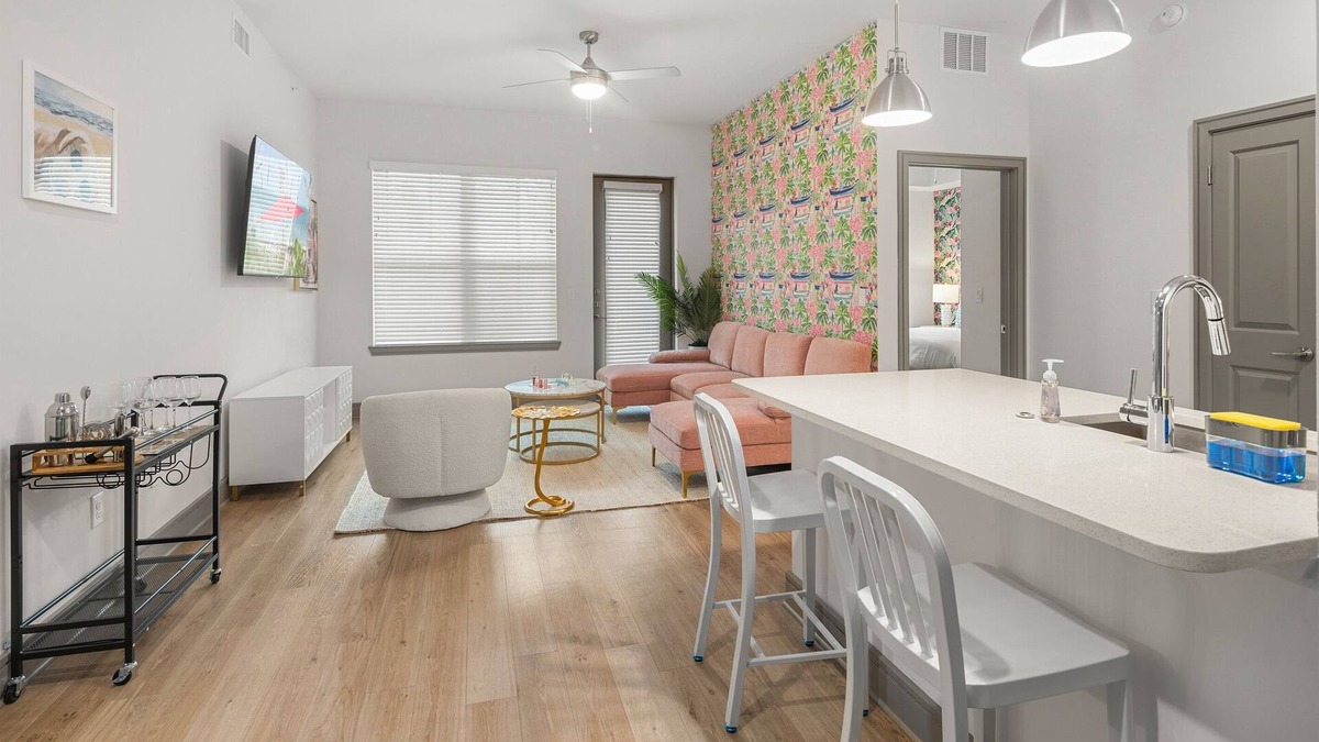Rural Estates Apartment | Beachy Escape: 2BR/2BA w./Pool, Gym, and Theater