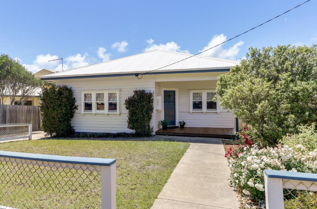 Lake Tyers Beach House | Beacon Cottage