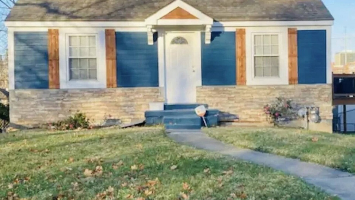 Kansas City Bed & Breakfast | Beacon Hill Bungalow Five Minutes From Downtown Kansas City!