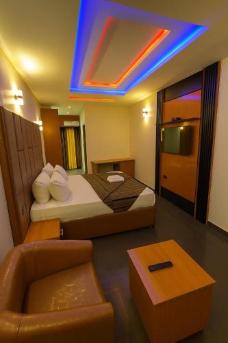 Uyo Hotel | Beamgate Hotels & Apartments, Abak Rd, Uyo