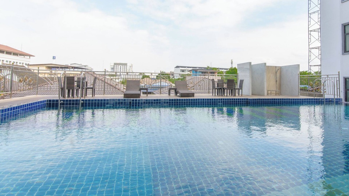 Surat Thani Hotel | Bear & Bird Hotel