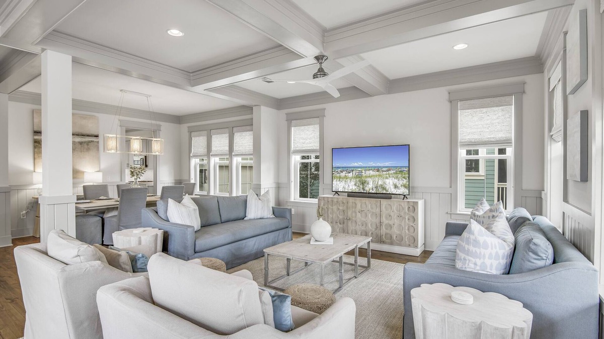 Santa Rosa Beach House | Beargrass. 4 Bedroom Newly Updated with 6-Seater Golf Cart & Bikes!