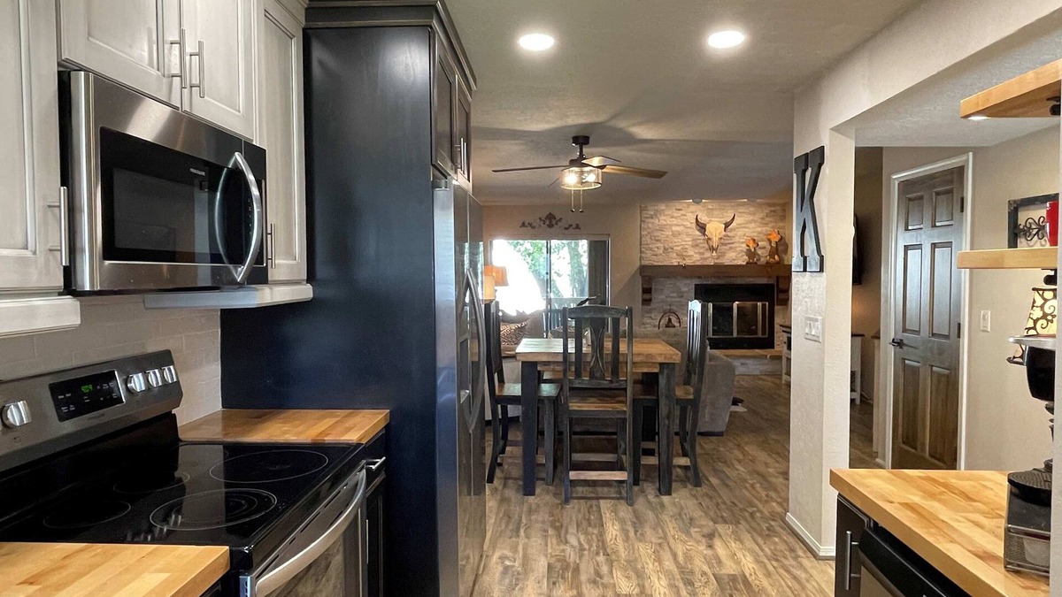 Ruidoso Apartment | Bearway to Heaven Sum