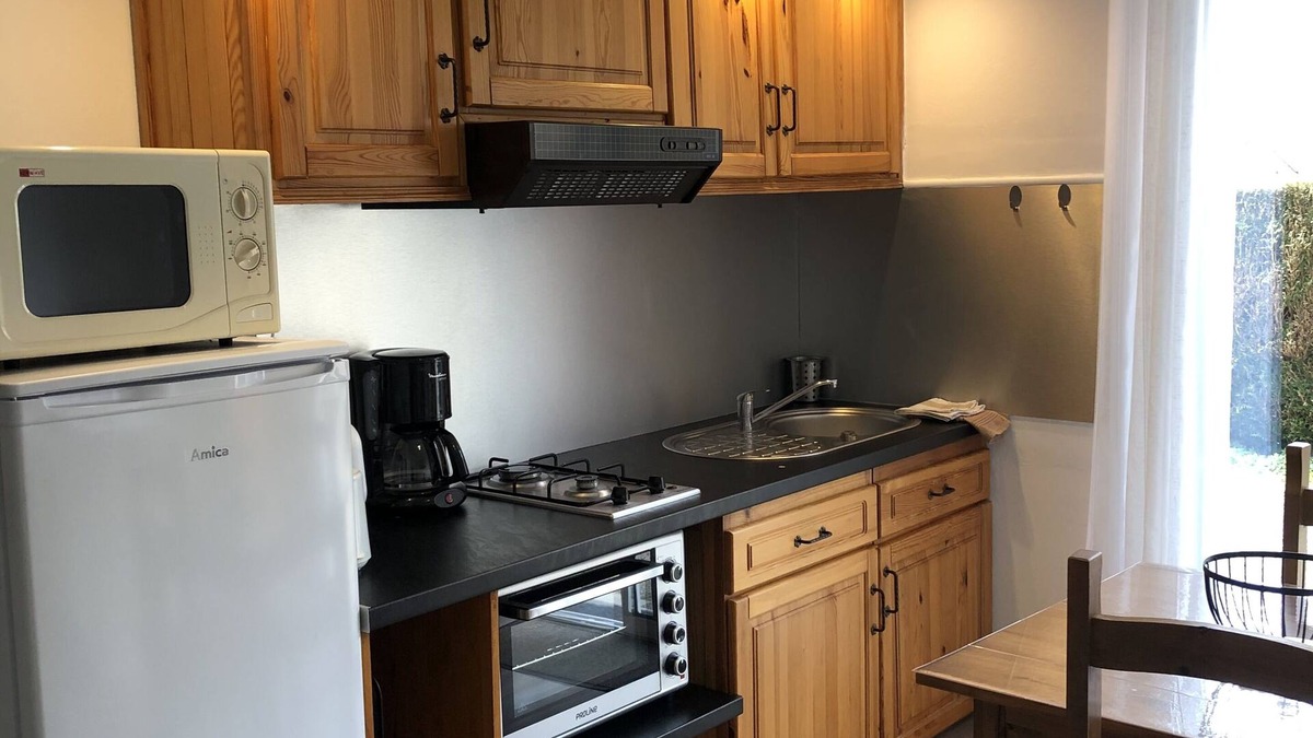 Cauterets Apartment | Beau T2au Calme
