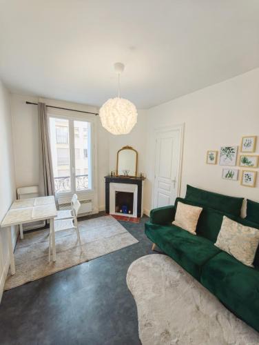 15th Arrondissement Apartment | Beaugrenelle 1-Min Walk Elegant 2P Apart 4 sleeper