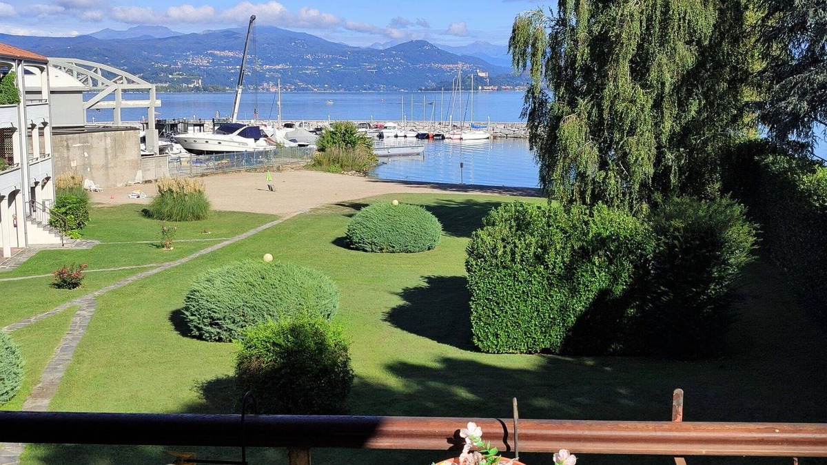 Barza Apartment | Beautiful apartment for 3 people with WIFI, TV, terrace, pets allowed and parking
