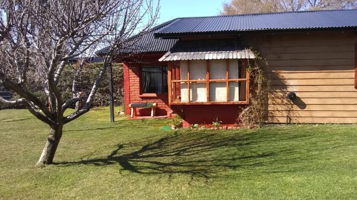 San Carlos de Bariloche Cabin | Beautiful Cabin a few meters from the Lake
