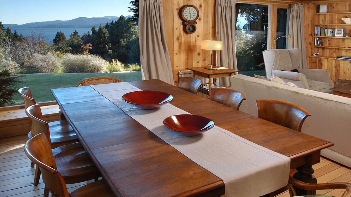 San Carlos de Bariloche House | Beautiful House with 3 Hectares of Private Parkland